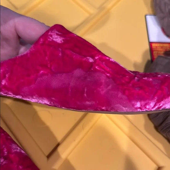 Dries Van Noten Pink Velvet Mules - Picture 7 of 7